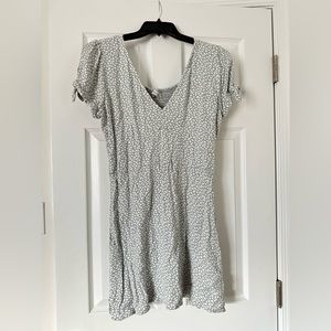 Abercrombie and Fitch dress size large